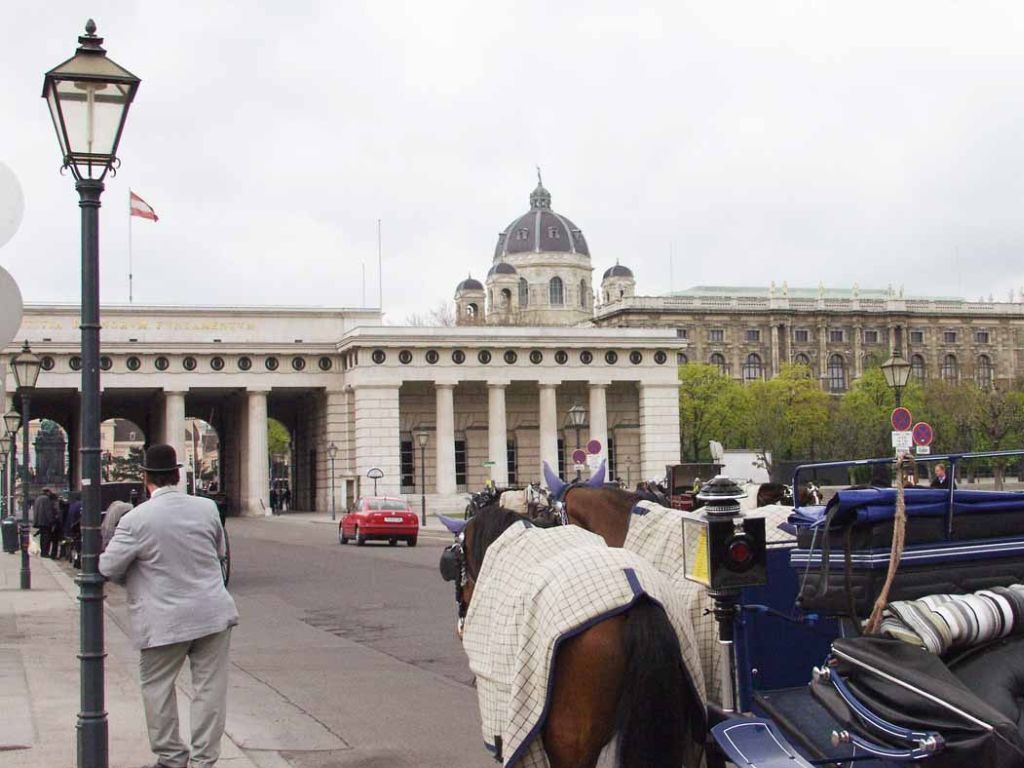 Historische Strassenlaternen bei der Hofburg