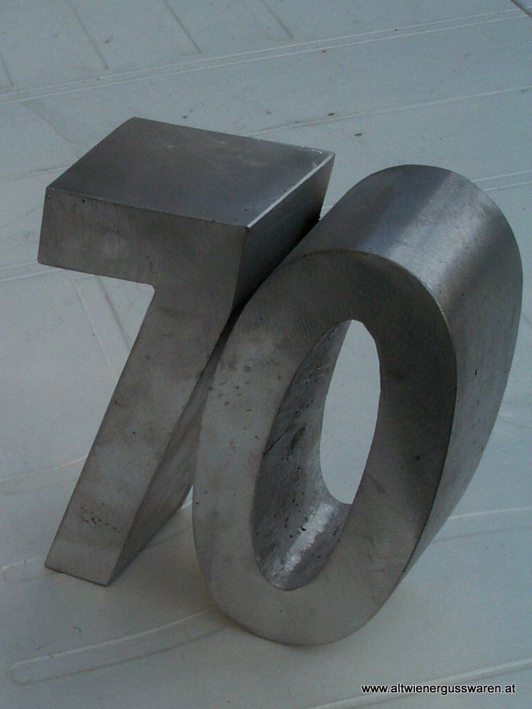 Ziffer aus Aluminiumguss Ziffer aus Aluminiumguss