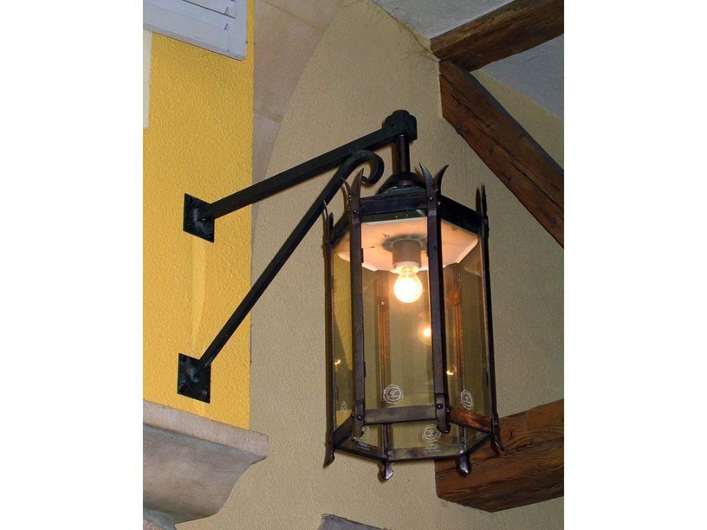 pluscity_linz_pasching_wandleuchte_drab_01