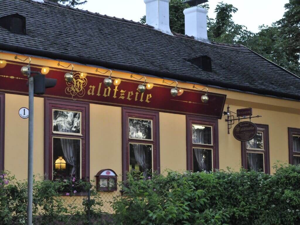 restaurant-waldtzeile-beleuchtung-drab-1