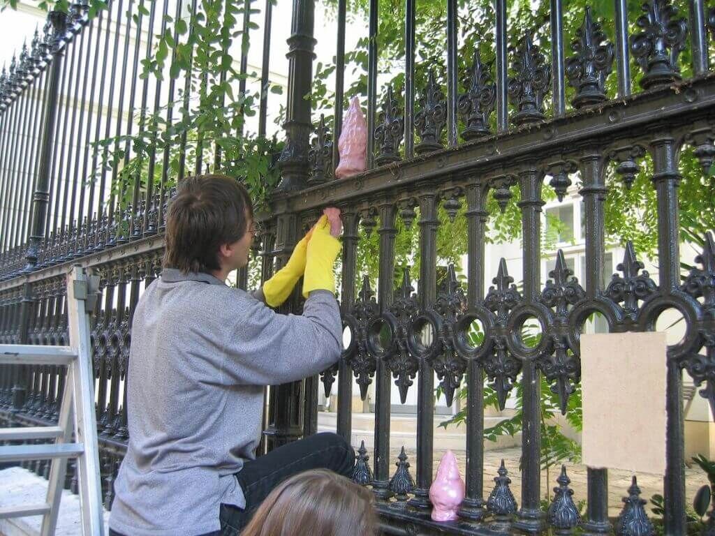 restuarierung-luftburggasse-hofburg-spitzen-zaun