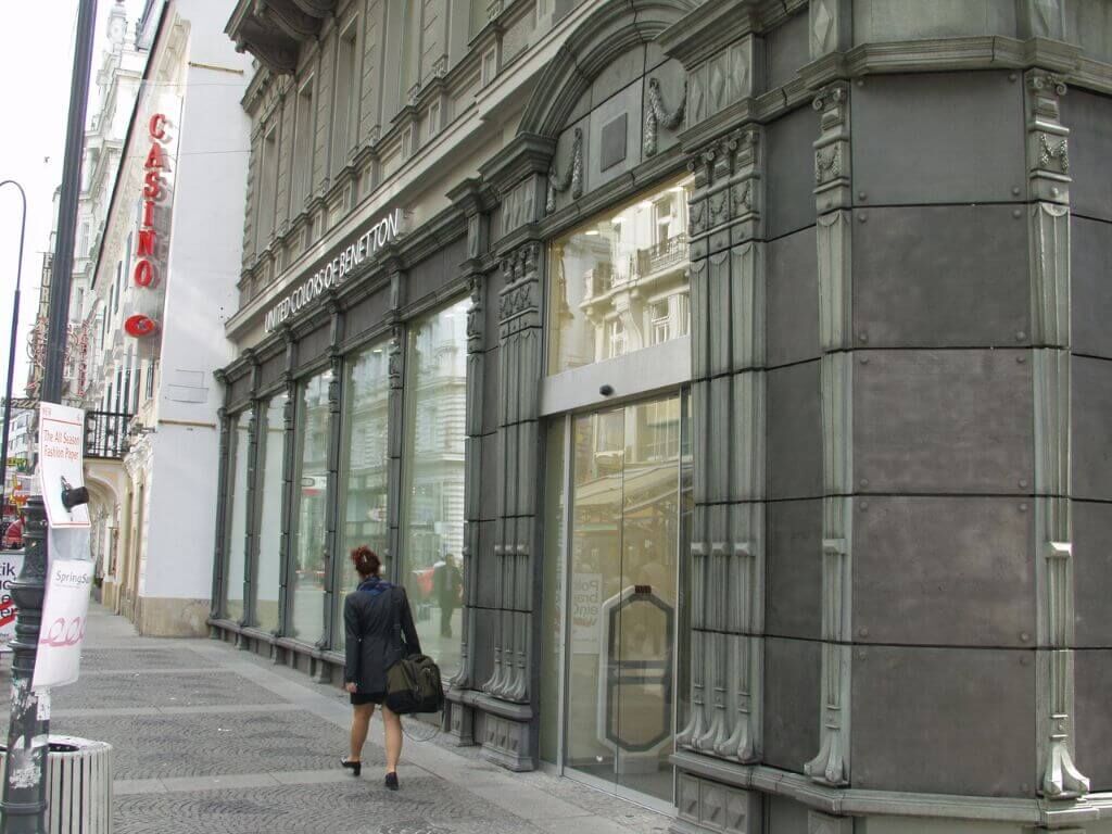 benetton_fassade_aluminiumguss_drab_16