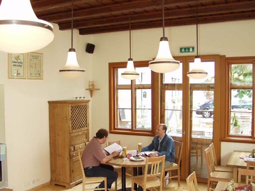 sandwirt_hallein_haengeleuchte_drab_2