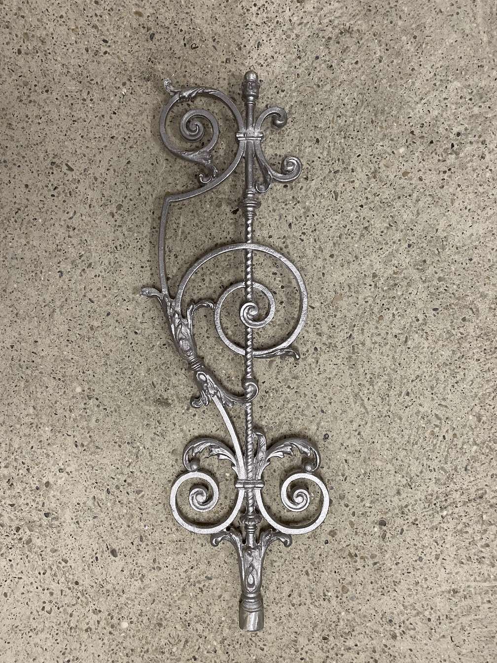 aluminiumguss-gelaenderelement-15670v-10-alu Geländerelement aus Aluminiumguss 15670v-10-alu