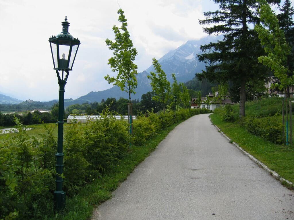 Moosgruene Strassenlaterne Stadtpark Moosgruene Strassenlaterne Stadtpark