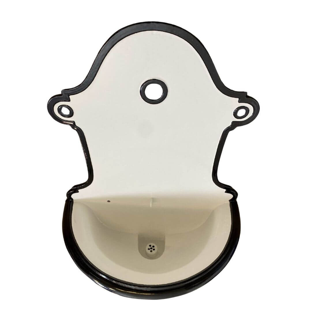 Innenansicht emaillierte Bassena 82s Innenansicht emaillierte Bassena 82s