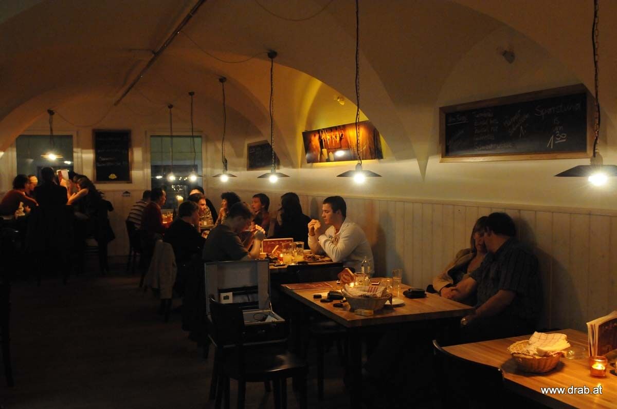 trumbraeu-haengeuchten-kupfer-drab-1