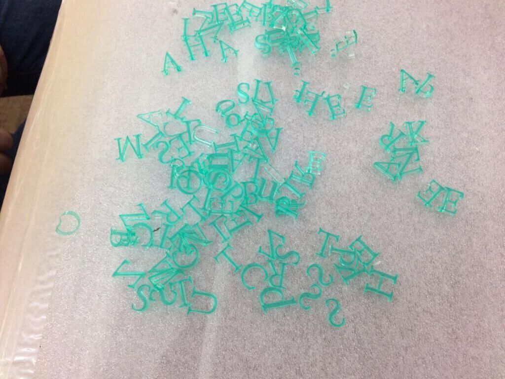 Buchstaben für das Gussmodell der Schachtabdeckung des Weinguts Kollwentz Buchstaben für das Gussmodell der Schachtabdeckung des Weinguts Kollwentz