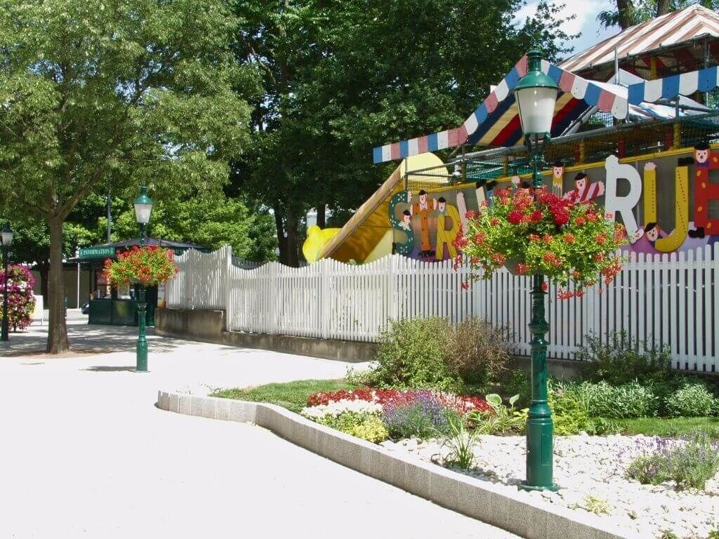 strassenlaternen-standlaternen-historisch-gruen-prater-drab-887