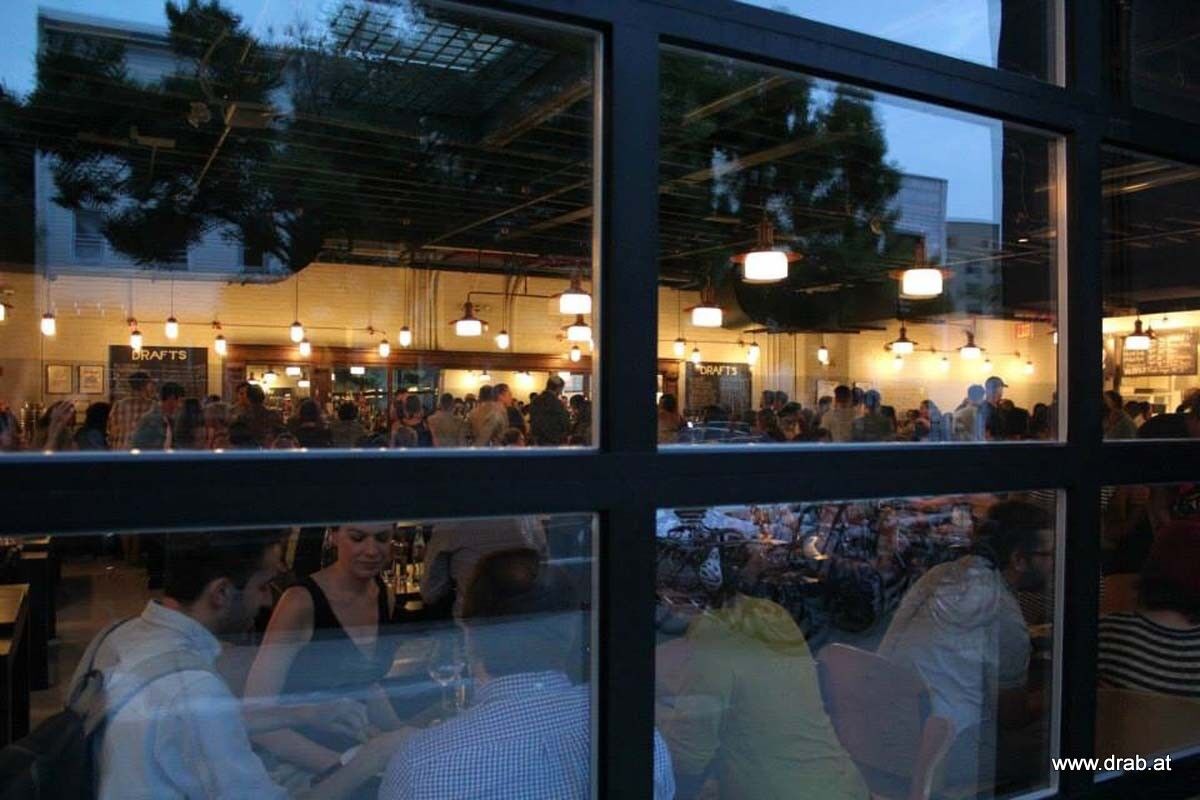 bergn_new_york_haengeleuchten_drab_07