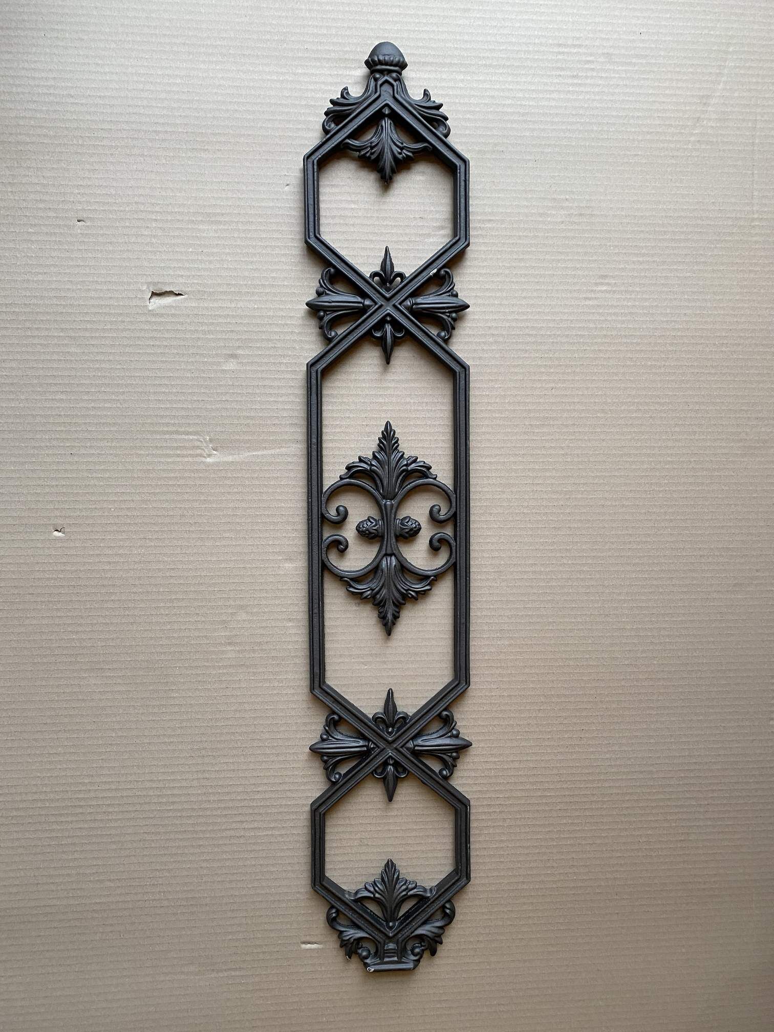 gelaender-mxx8v-gusseisen-nostalgisch Nostalgisches Geländerteil MXX8V aus Gusseisen