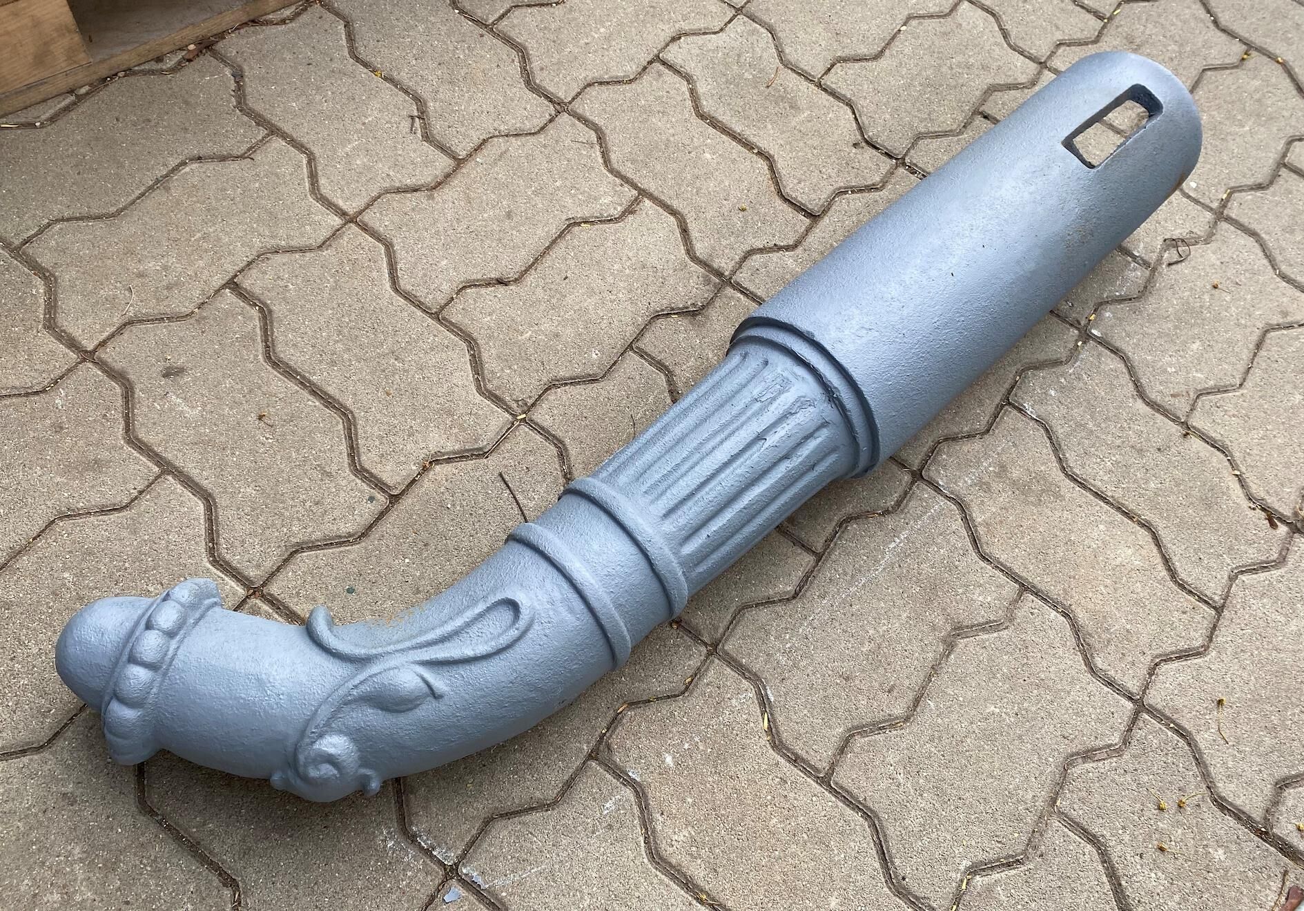 robuster-radabweiser-gusseisen-wien-gross-2 Gusseisen Radabweiser "Wien Groß" - grundiert - historisches Design