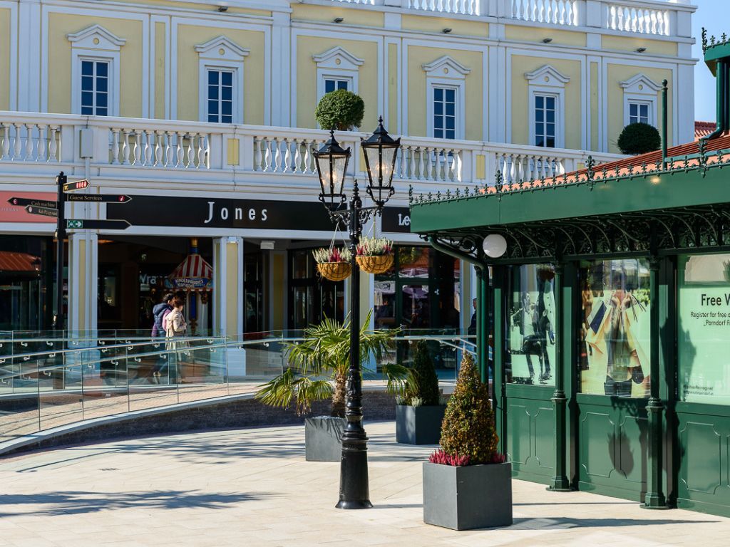 zweiflammige_strassenlaterne zweiflammige_strassenlaterne