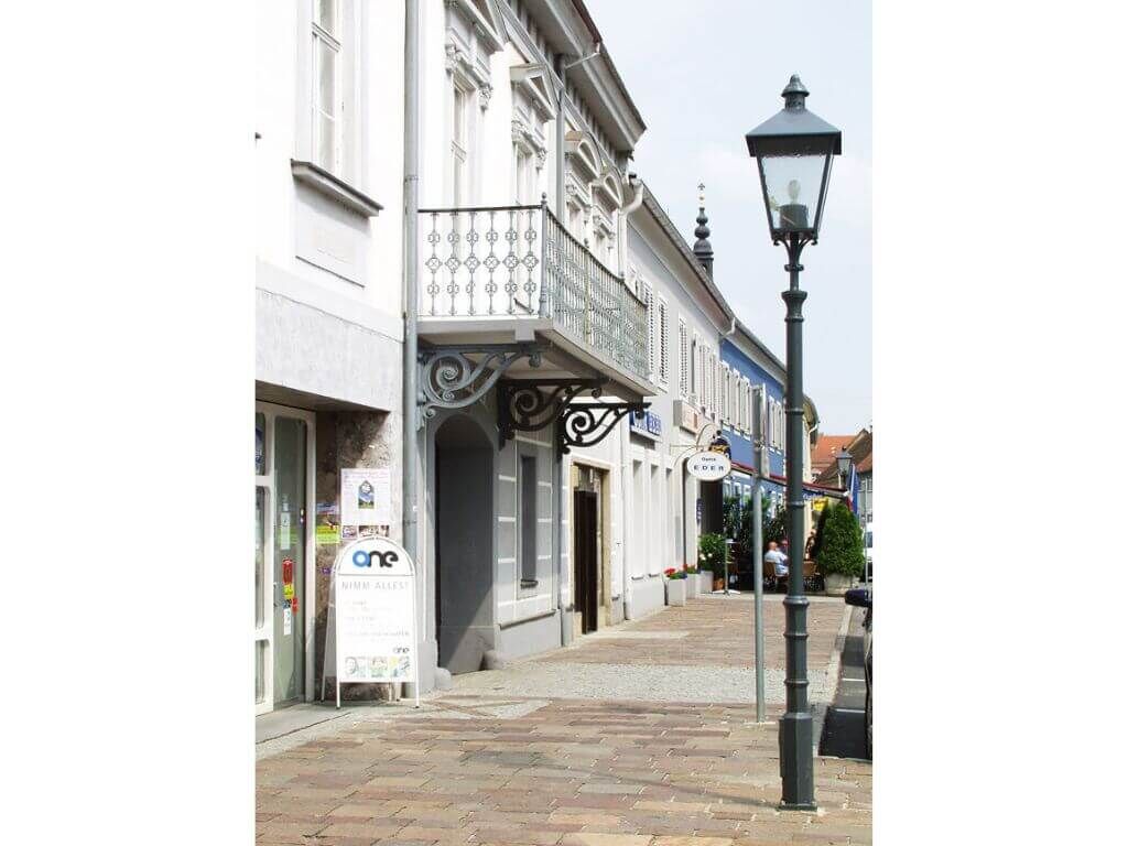 Klassische viereckige Straßenlaterne Klassische viereckige Straßenlaterne