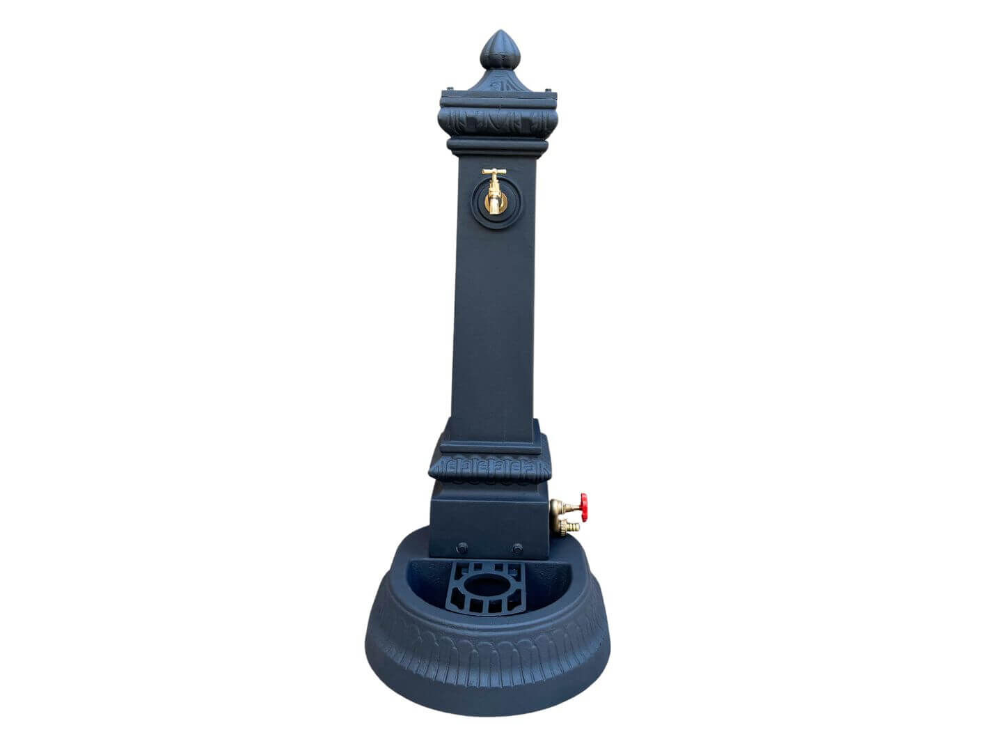 Frontansicht des nostalgischen Standbrunnen Hohenberg aus Gusseisen Frontansicht des nostalgischen Standbrunnen Hohenberg aus Gusseisen