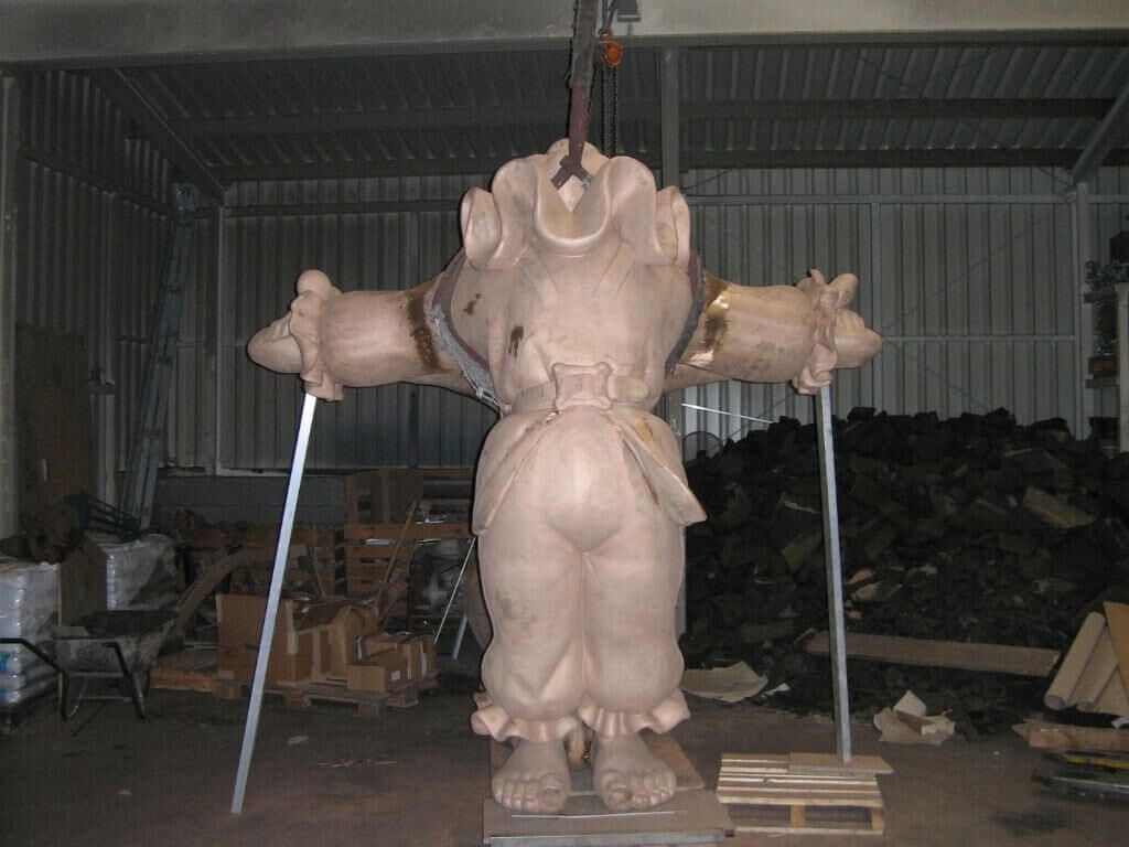 wurstelbrunnen-skulptur-bronzeguss-prater-wurstelprater-drab-20