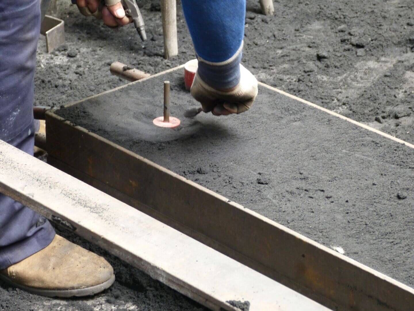 Reproduktion historischer Geländerteile zur seitlichen Befestigung Reproduktion historischer Geländerteile zur seitlichen Befestigung