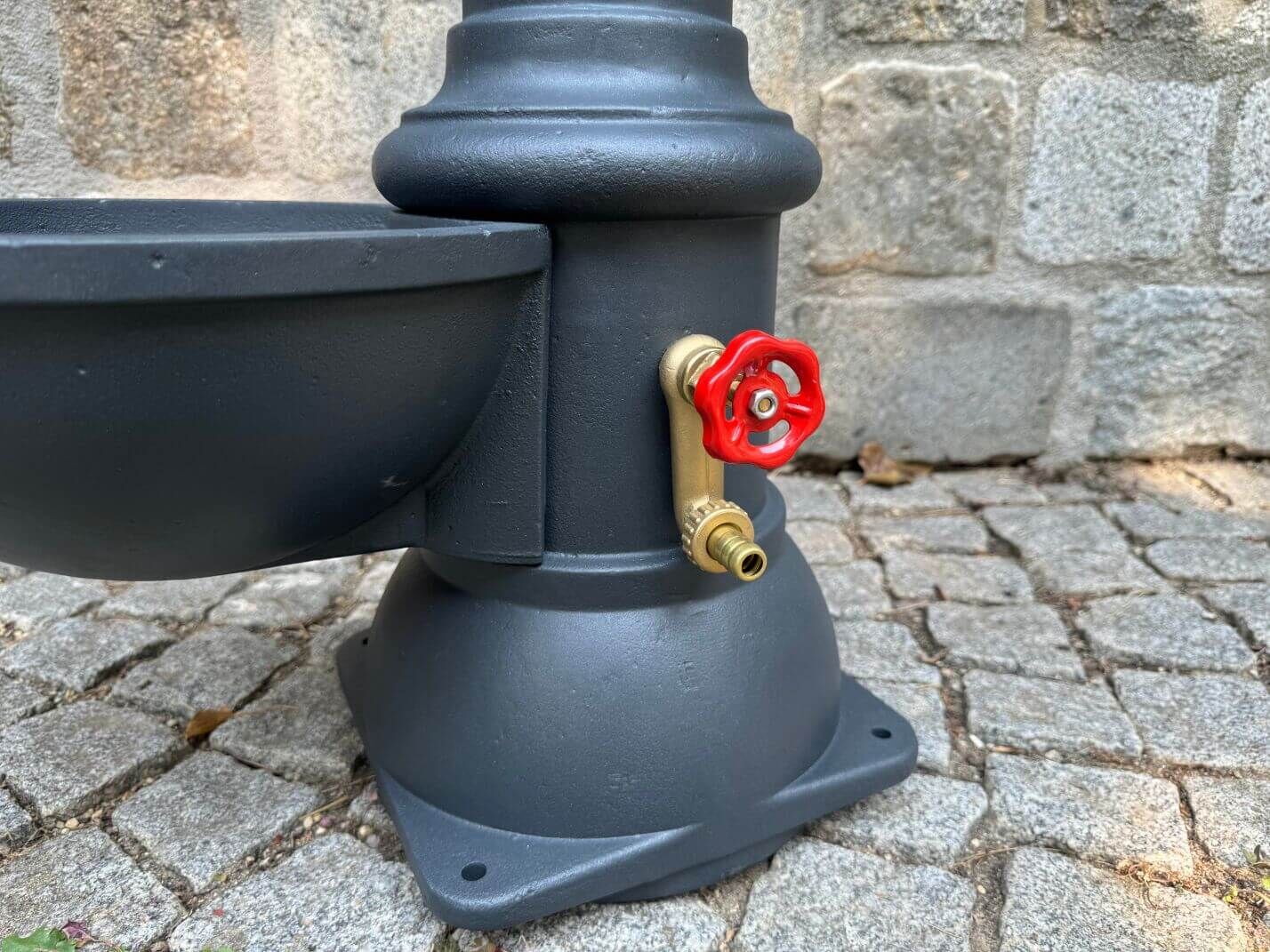 Seitlicher Schlauchanschluss aus Messing Seitlicher Schlauchanschluss aus Messing