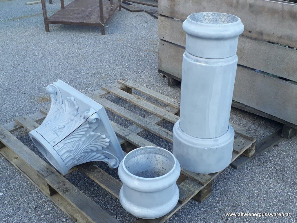 Reproduktion von historischen Saeulenverkleidungen aus Aluminiumguss