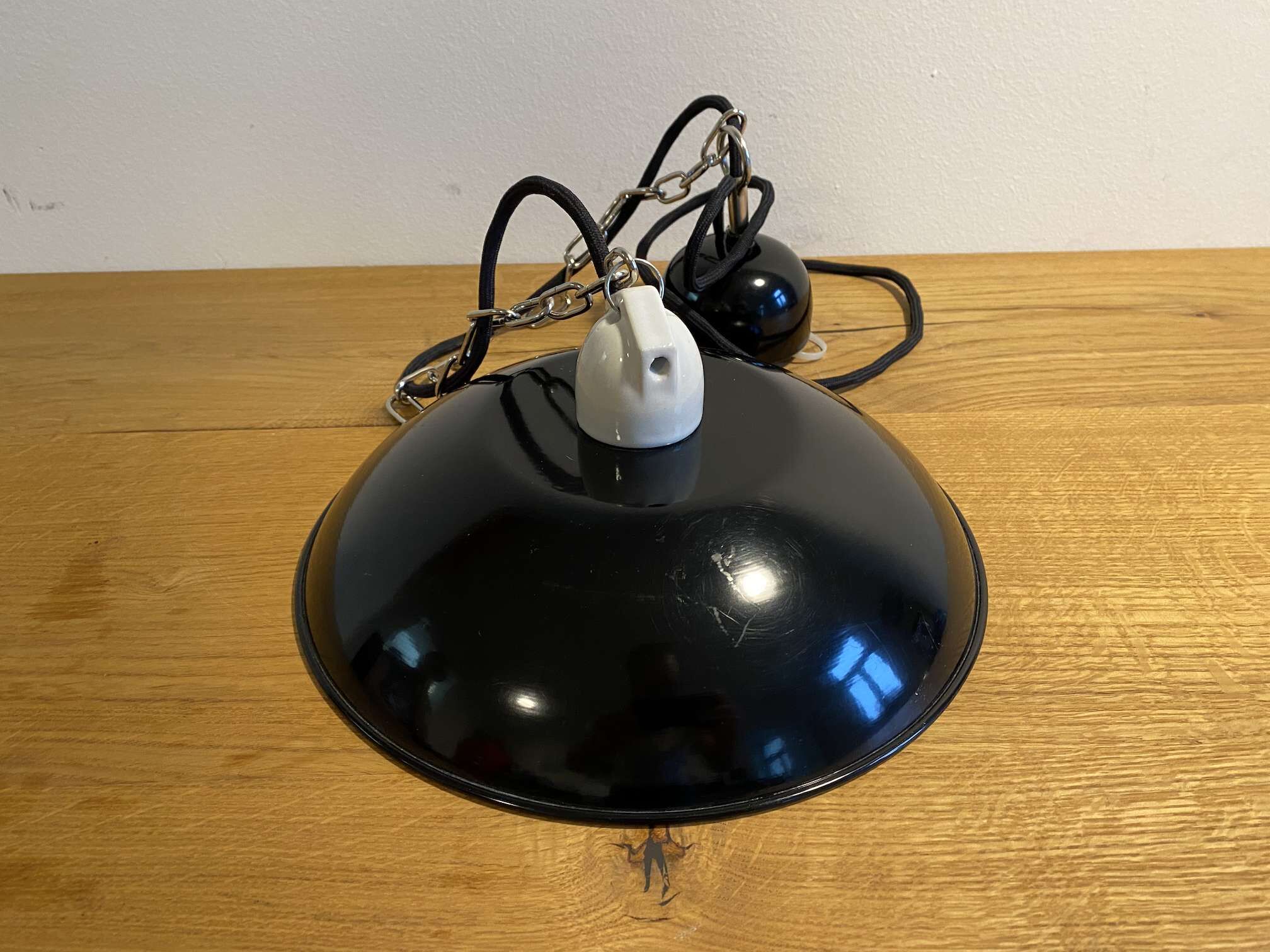 klassische-haengeleuchte-flordisdorf-1 Kratzer