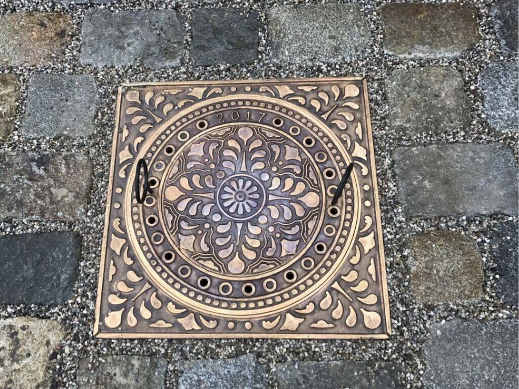 bronze_messing_deckel_eckig