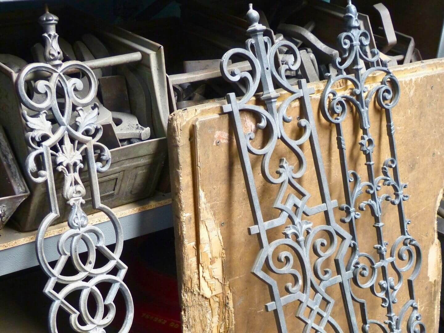 Reproduktion historischer Geländergitter aus Gusseisen