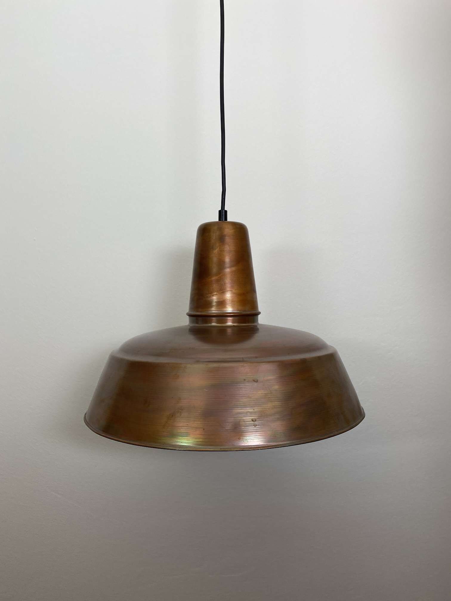 rustikale-haengeleuchte-sievering-kupfer-geflammt-2 geflammte Hängeleuchte aus Kupfer