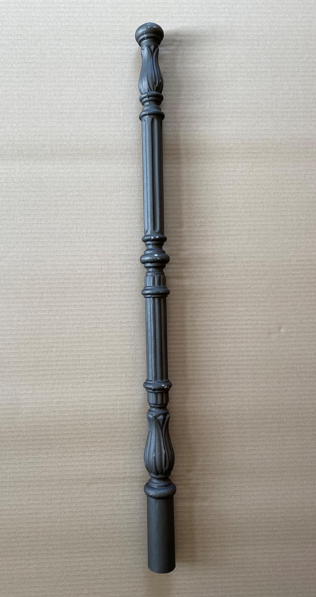 historischer-gelaendersteher-grauguss-m506xv-4 Nostalgie Geländersteher M506XV-4 aus Grauguss