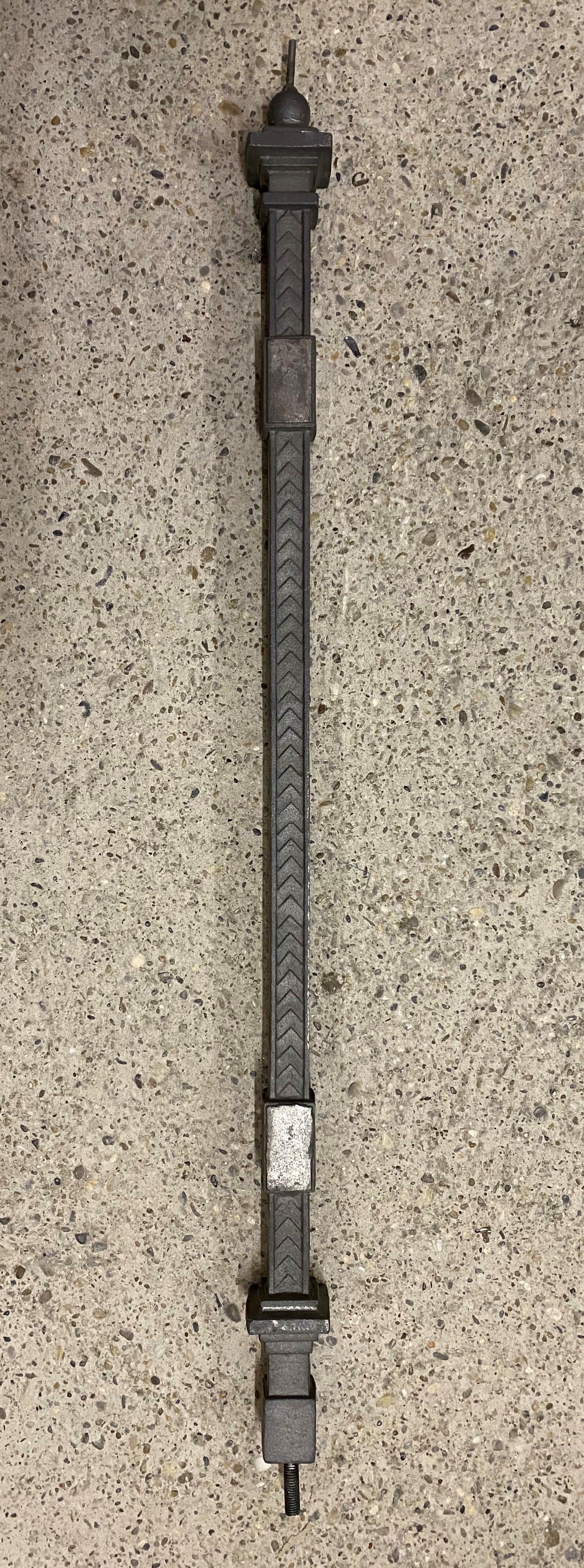 gelaendersteher-gusseisen-1566R-43-3 Geländersteher 1566R-43