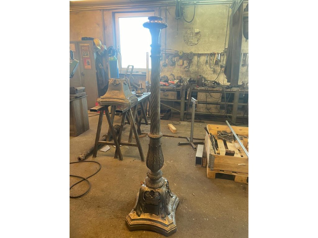 restaurierung-standlaterne-gusseisen-graz