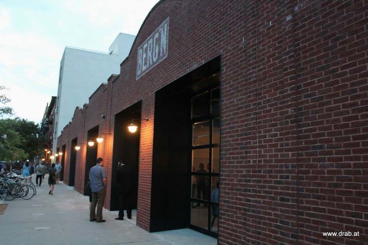 bergn_new_york_wandleuchte_drab_03