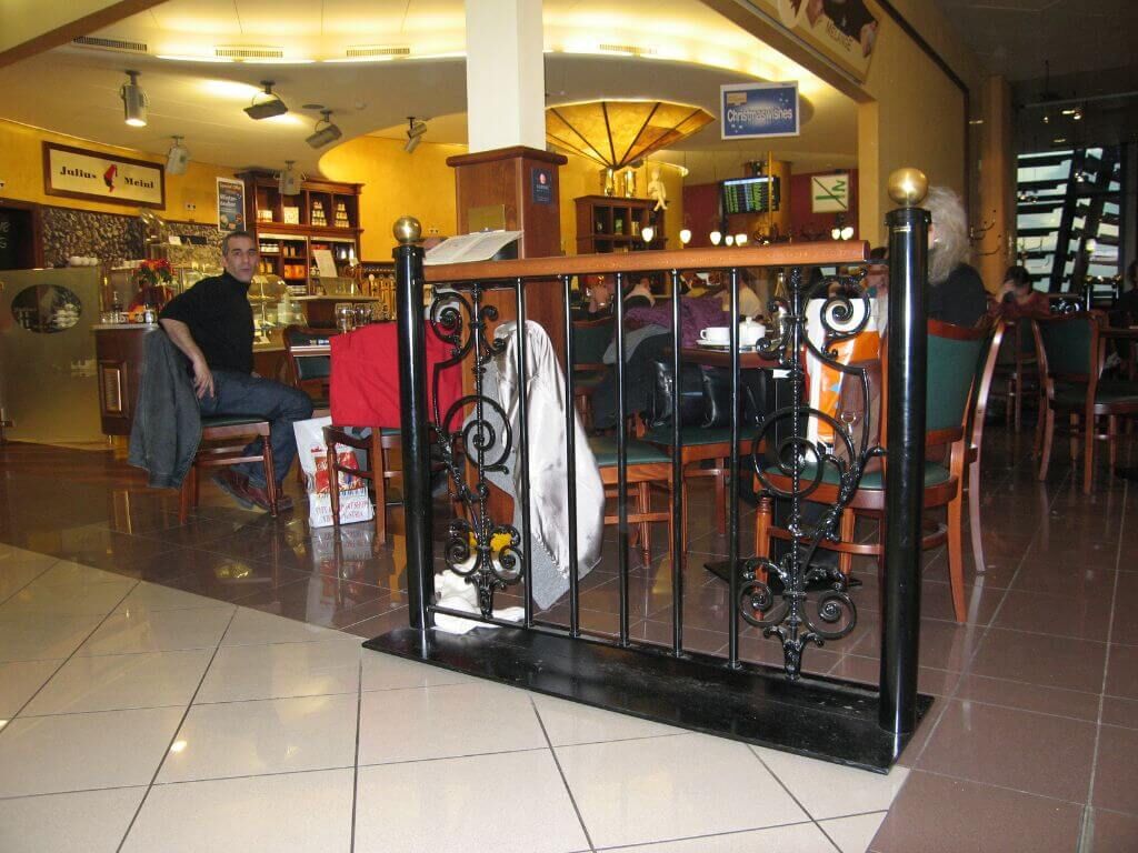 bewegliche-absperrgelnder-begrenzungsgitter-juliusmeinl-drab-3