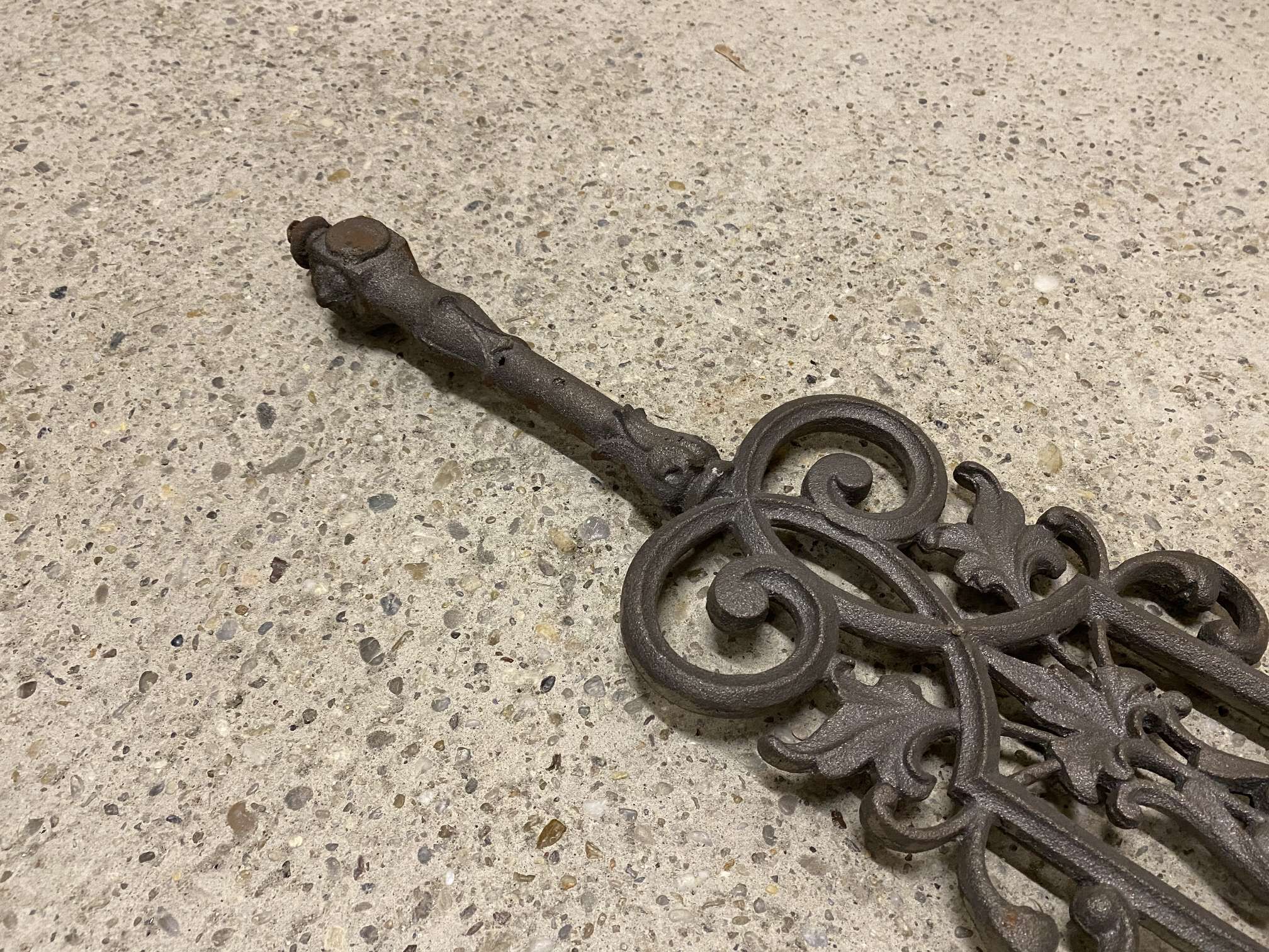 gusseisen-gelanderteil-18s-2 Seitliche Montage Geländer 18s aus Gusseisen