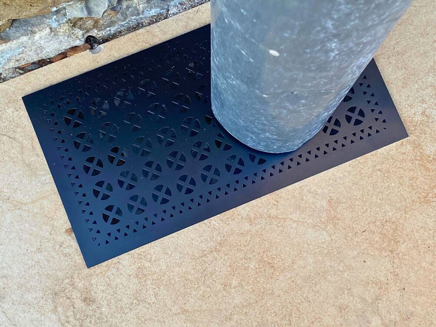 Schachtabdeckung für Dachrinnenablauf bzw. Regenrinnenablauf