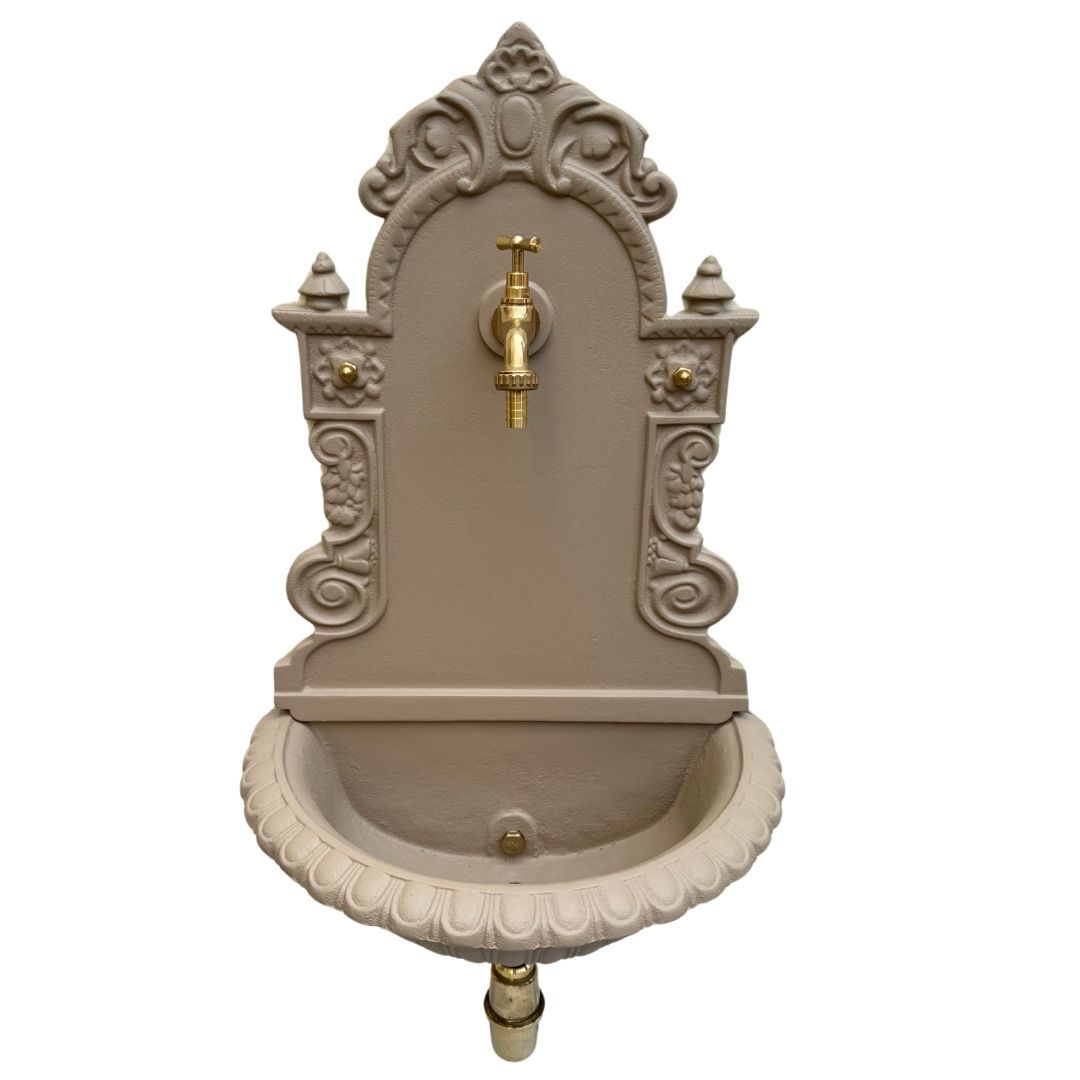 Wandbrunnen Wien aus Gusseisen in Beige Wandbrunnen Wien aus Gusseisen in Beige