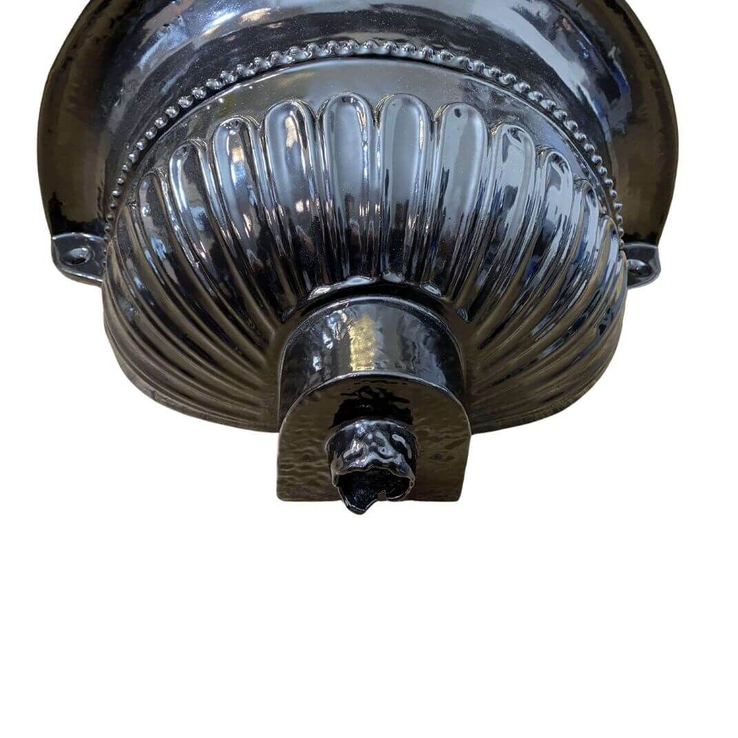 Bassena 82s - Ansicht von Unten Bassena 82s - Ansicht von Unten