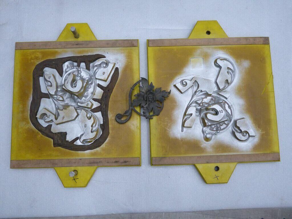 Gussmodelle für die Geländerteile im Palais Equitable Gussmodelle für die Geländerteile im Palais Equitable