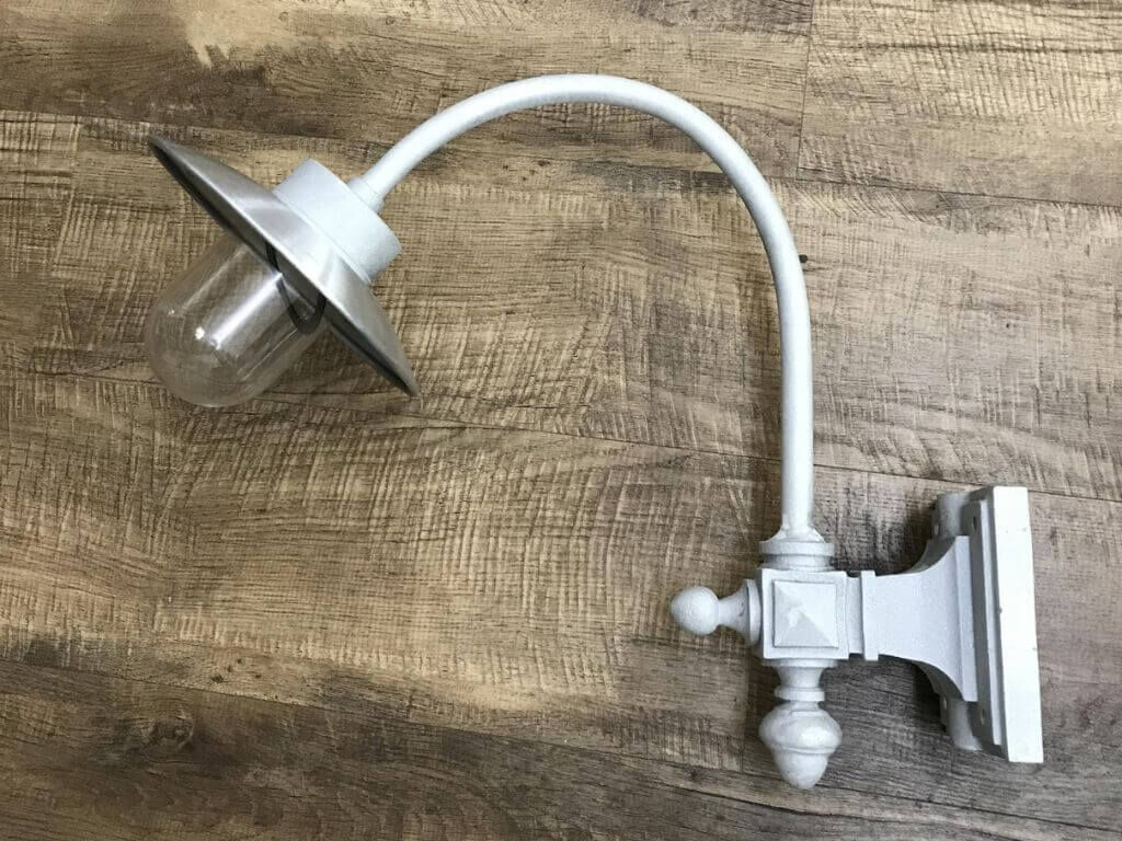 hofleuchte-sonder-schwanenhals-roh