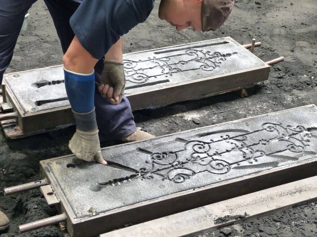 Reproduktion historischer Geländer: Erstellen von Kanälen