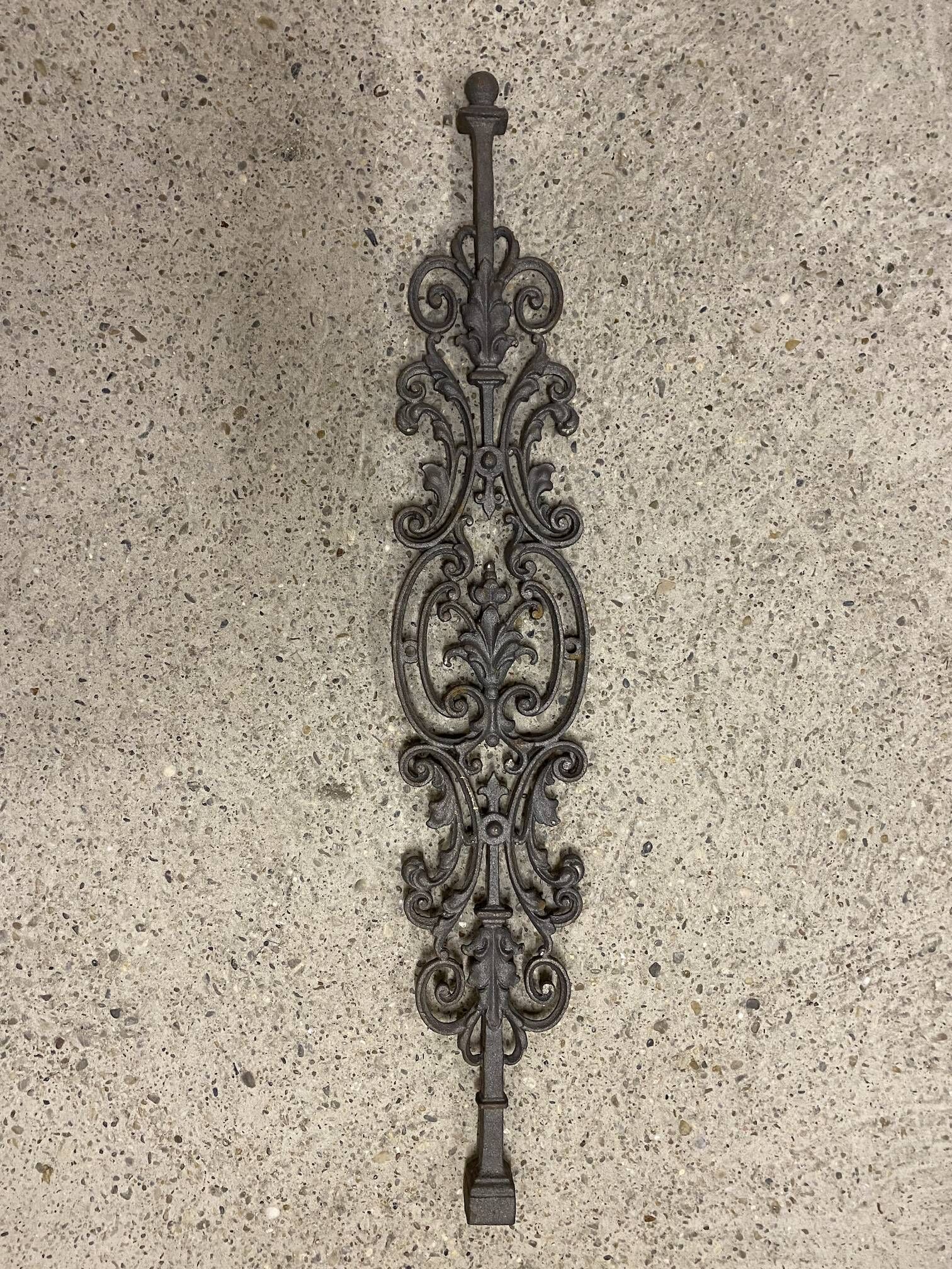 gelaender-historisch-gusseisen-15605v-36 Historisches Geländer aus Gusseisen 15605v-36