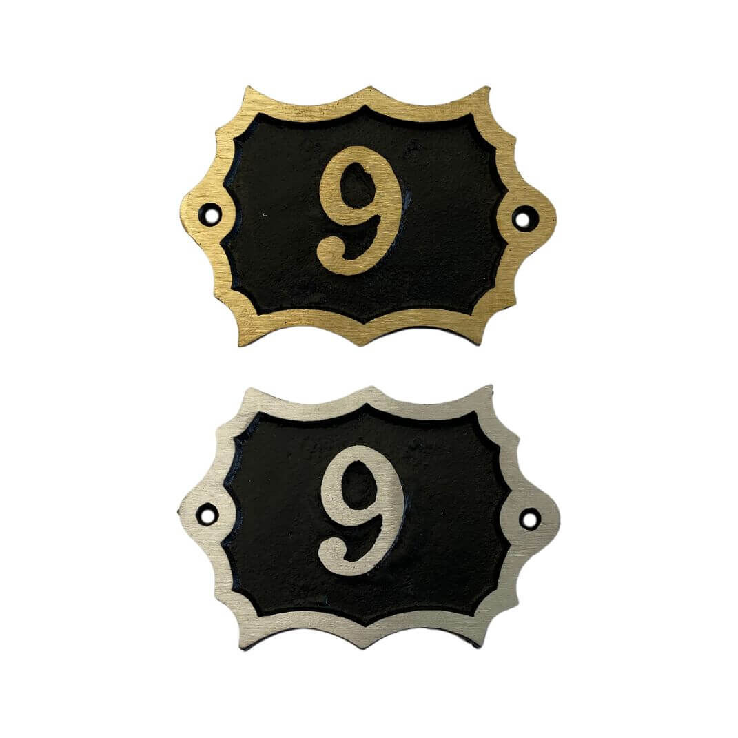 Türnummernschild 21406 Tafelstil G - oben Messingguss - unten Aluminiumguss Türnummernschild 21406 Tafelstil G - oben Messingguss - unten Aluminiumguss